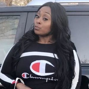 Meet your Posher, Candice